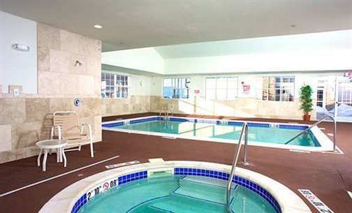 Hotel Homewood By Hilton Fargo